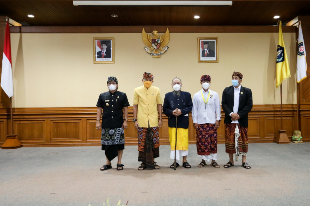 Lokasabha VIII PHDI Provinsi Bali, Bupati Giri Prasta Ajak Semua Pihak Jaga Persatuan Umat